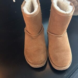Dream Pairs Tan Suede Boots